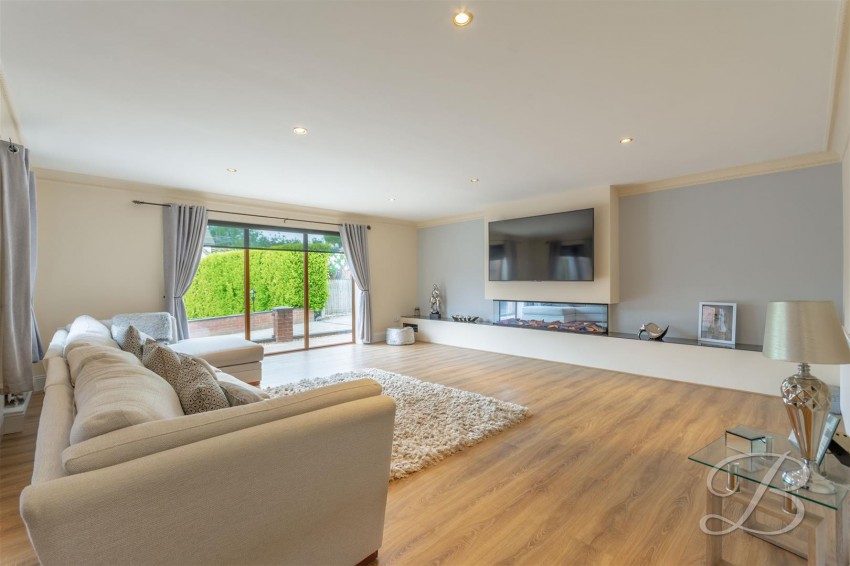 Images for Yew Tree Drive, Huthwaite, Sutton-In-Ashfield