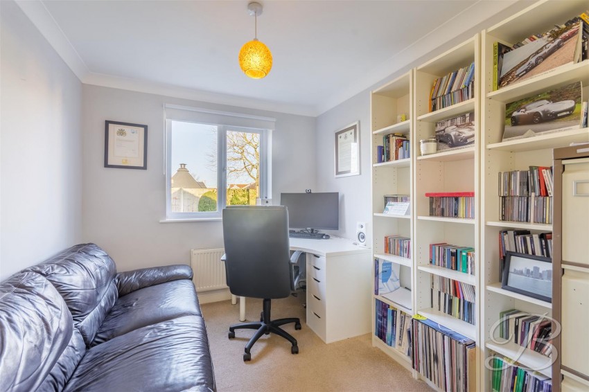 Images for Woodpecker Drive, Rainworth, Mansfield