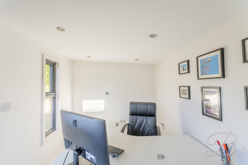 Images for Woodpecker Drive, Rainworth, Mansfield