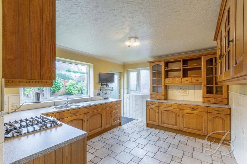 Images for 27, Dorchester Drive, Mansfield
