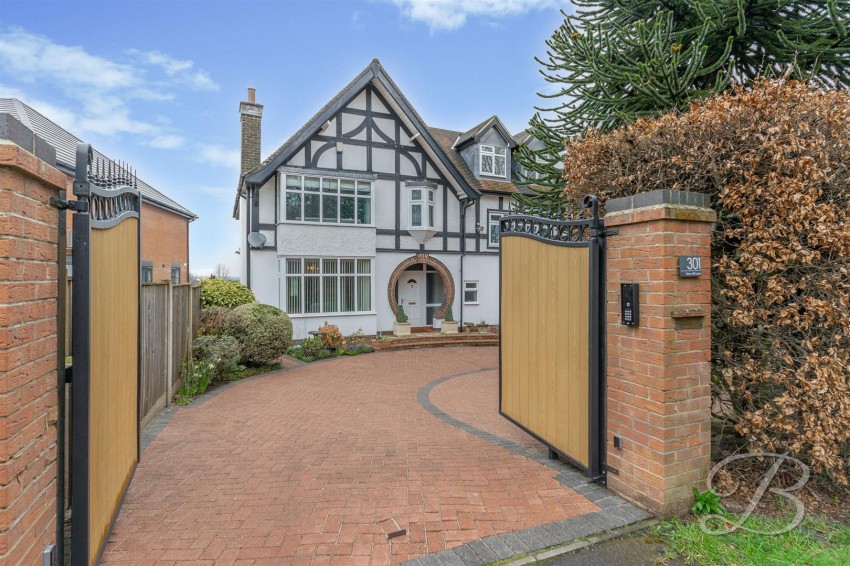 Images for Berry Hill Lane, Mansfield