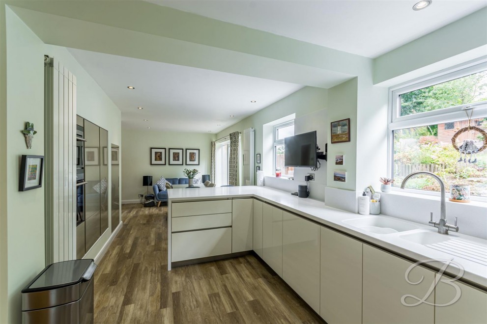 Image of Summercourt Drive, Ravenshead, Nottingham