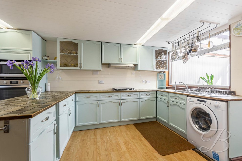 Image of Henton Road, Edwinstowe, Mansfield