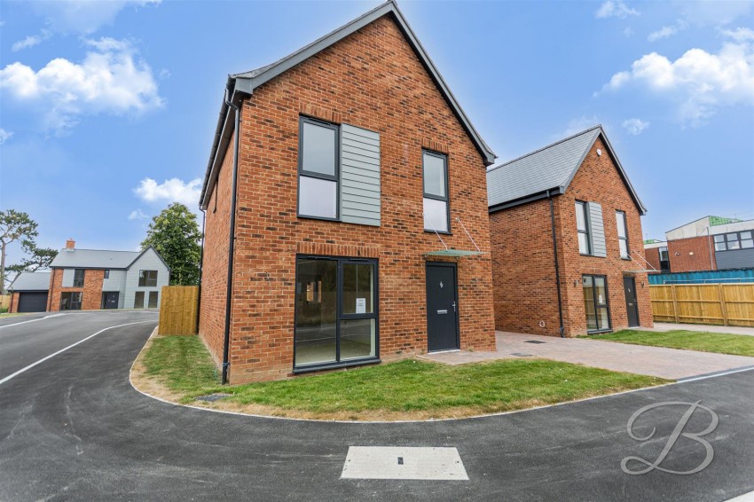 Images for Old House Garden, High Street, Edwinstowe