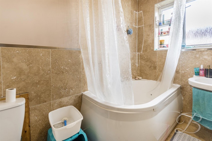 Images for Greenwood Avenue, Edwinstowe, Mansfield
