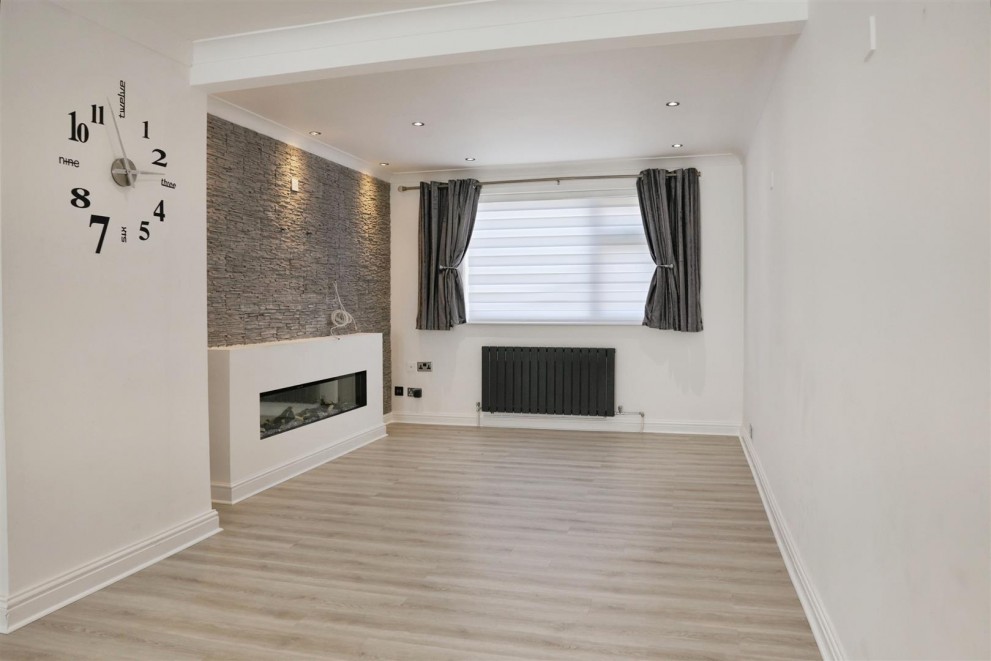 Image of Eakring Road, Mansfield