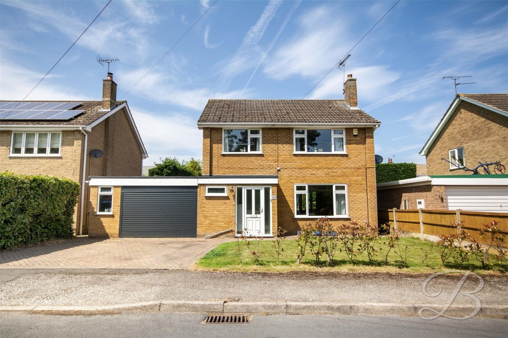 Image of Mansfield Road, Edwinstowe, Mansfield