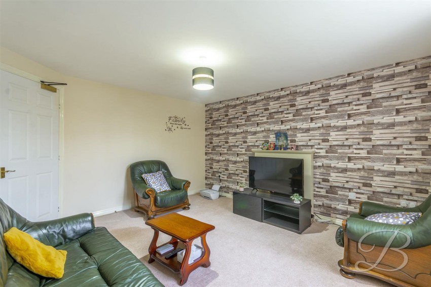 Images for Sandmartins Close, Mansfield