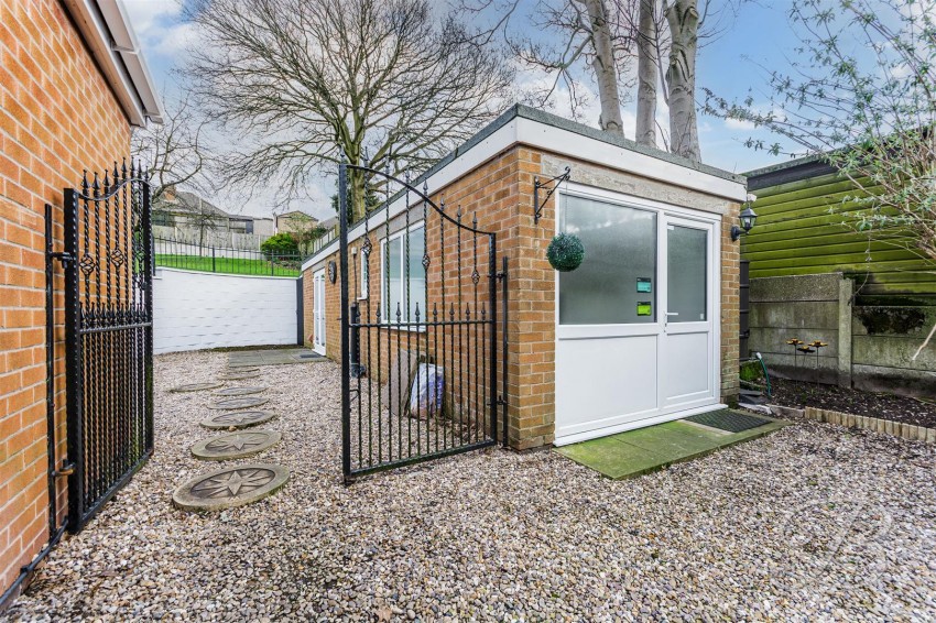 Images for Big Barn Lane, Mansfield