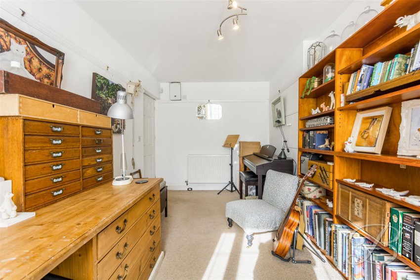 Images for Cragside Close, Chesterfield
