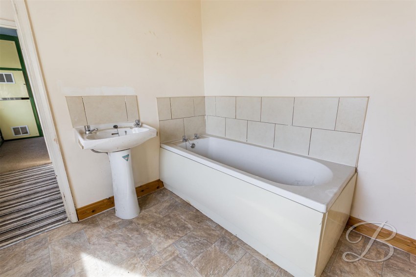 Images for Lyndhurst Avenue, Blidworth, Mansfield