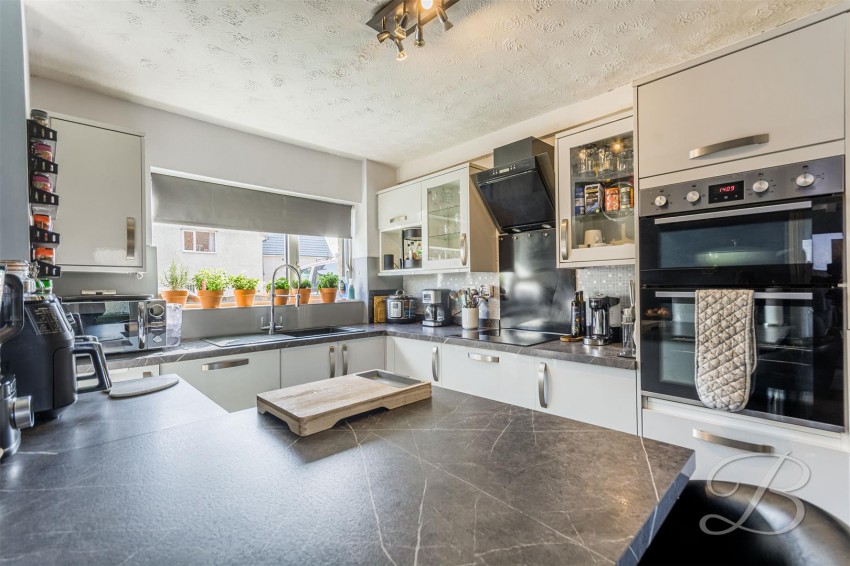 Images for Sixth Avenue, Clipstone Village, Mansfield