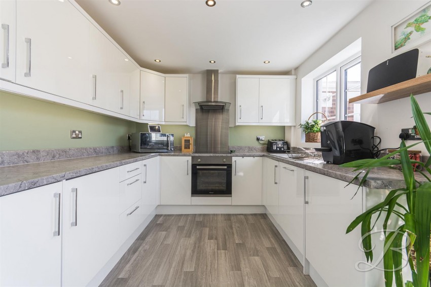 Images for Baldwin Close, Forest Town, Mansfield