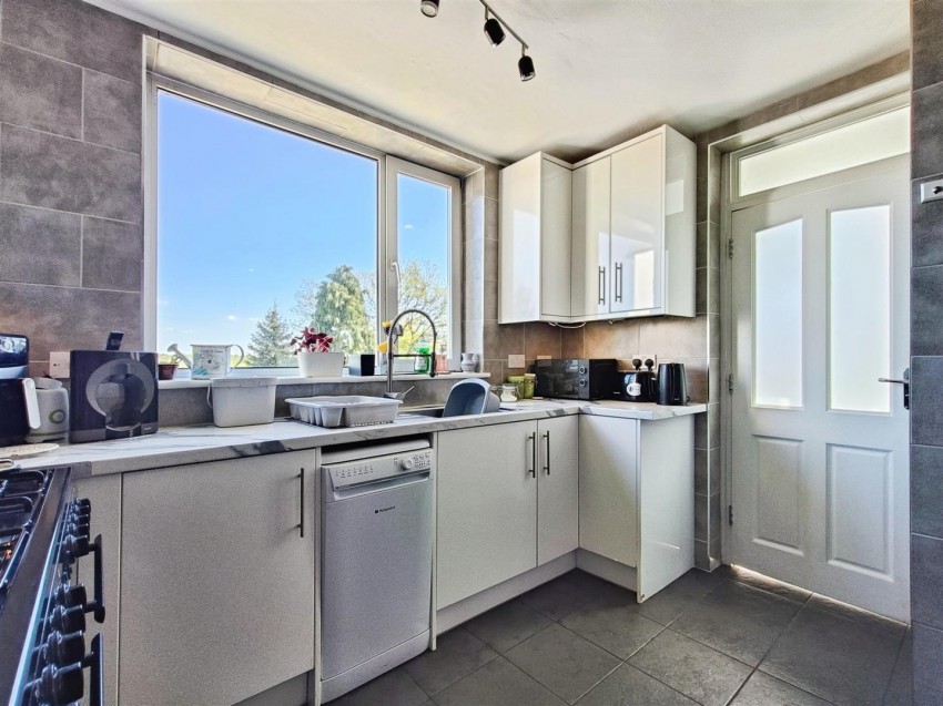 Images for Carnarvon Grove, Sutton-In-Ashfield
