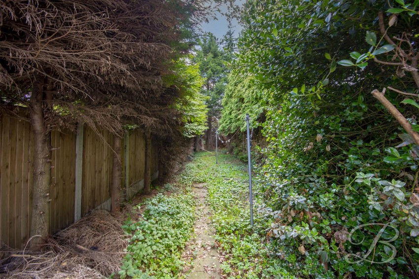 Images for Berry Hill Lane, Mansfield