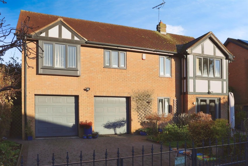 Images for The Pinfold, Glapwell, Chesterfield