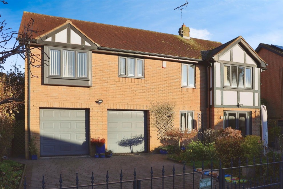 Image of The Pinfold, Glapwell, Chesterfield