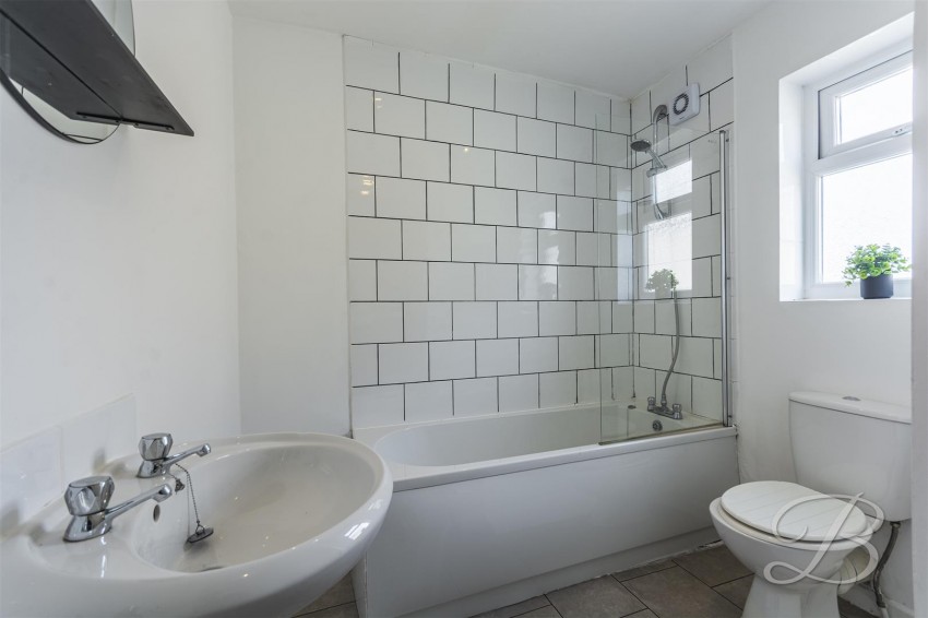 Images for Crompton Road, Bilsthorpe, Newark