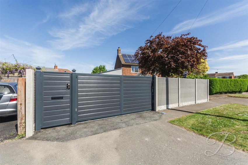 Images for Lansbury Road, Edwinstowe, Mansfield