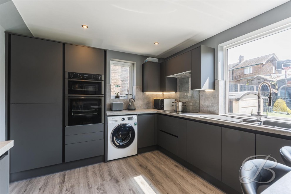 Image of Birklands Avenue, New Ollerton, Newark