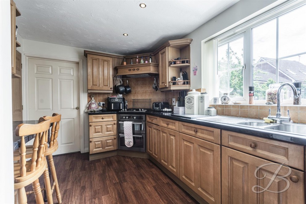 Image of Emmerson Drive, Clipstone Village, Mansfield