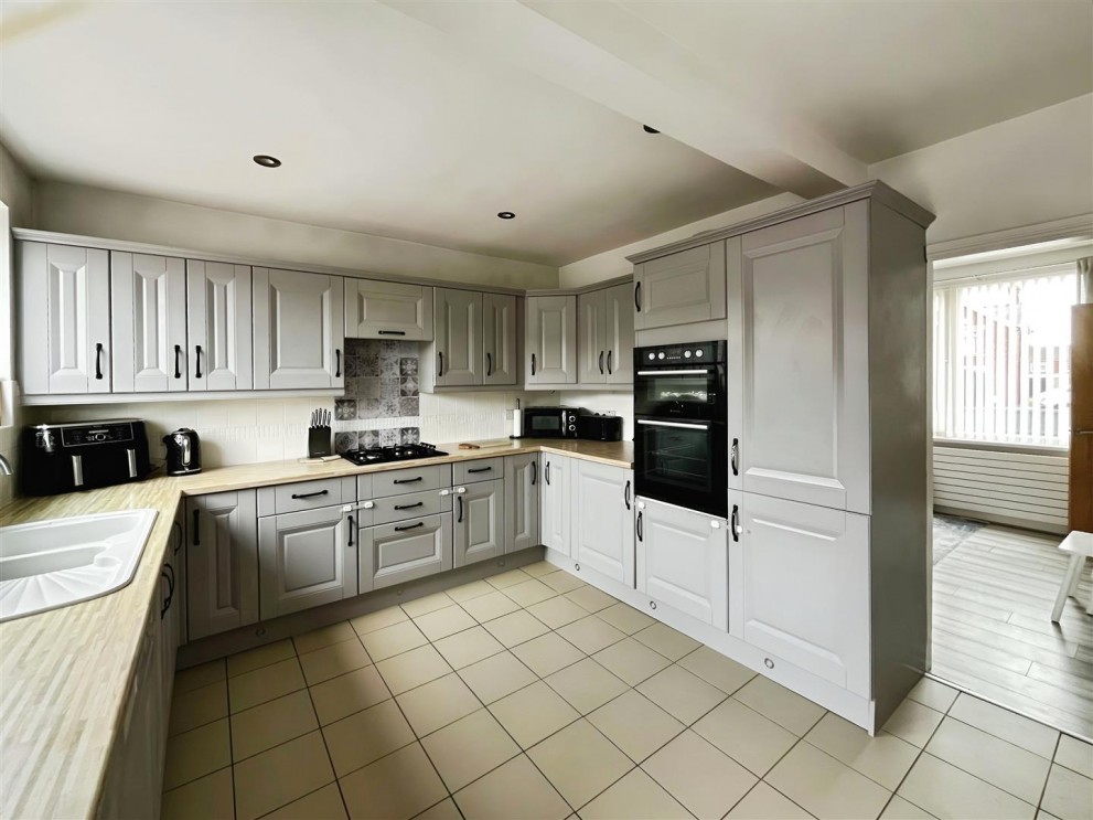 Image of Forest Road, New Ollerton, Newark