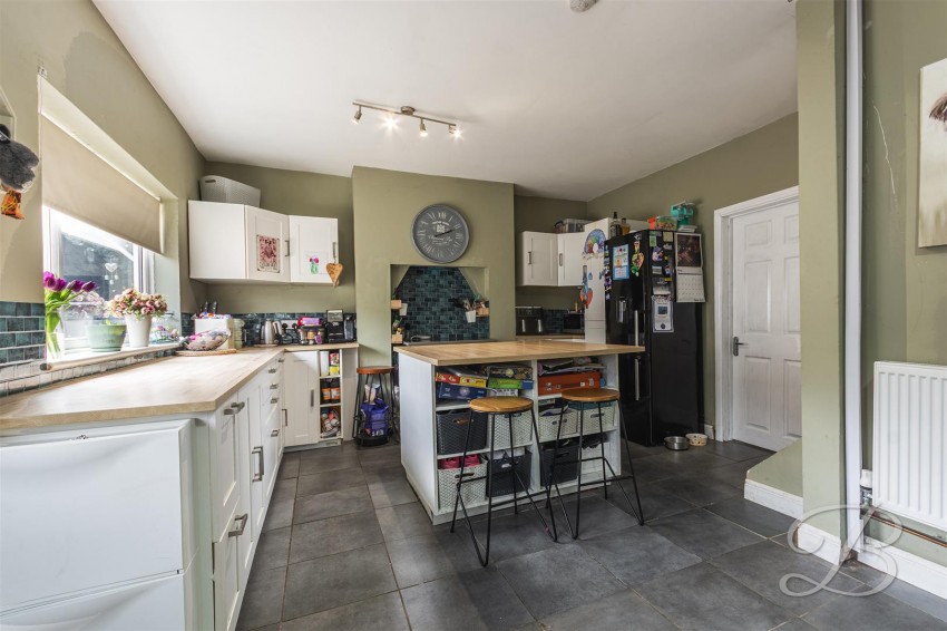 Images for Fifth Avenue, Forest Town, Mansfield