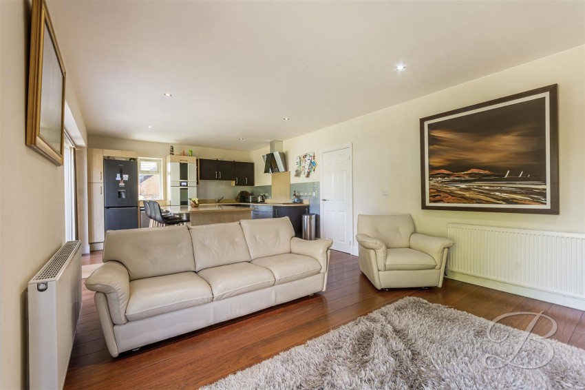 Images for Lichfield Avenue, Mansfield