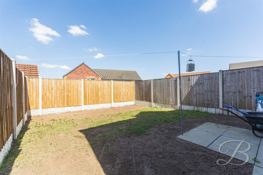 Images for Hall Farm Gardens, Holmewood, Chesterfield