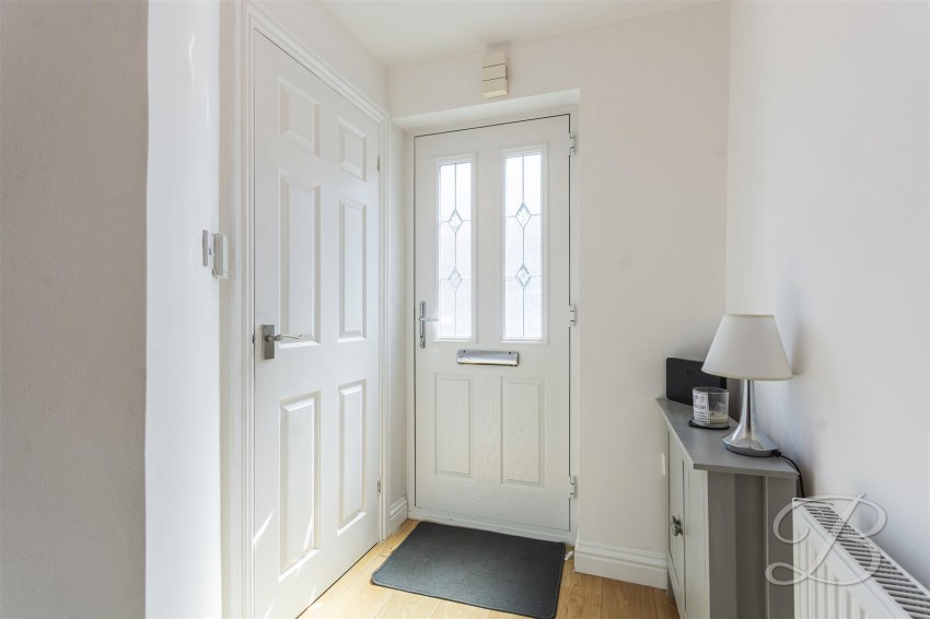 Images for Hall Farm Gardens, Holmewood, Chesterfield