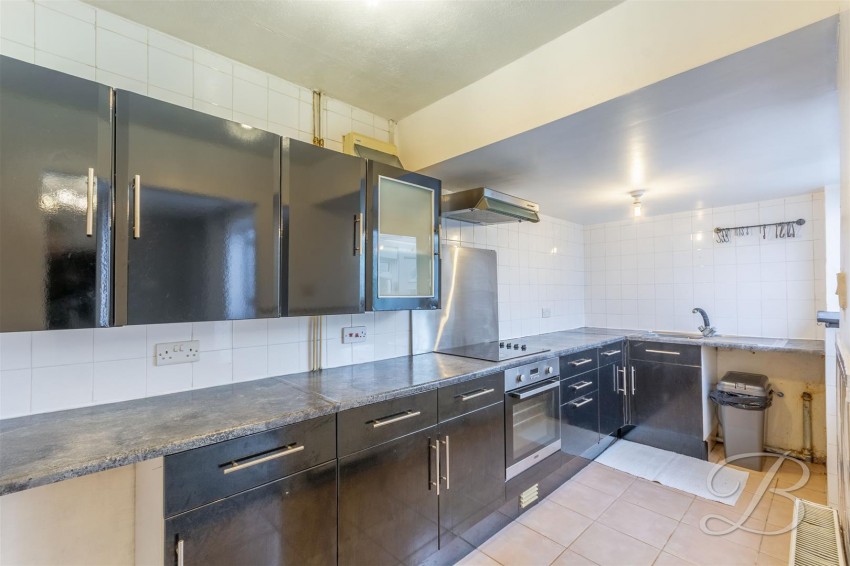 Images for Kingsway Avenue, New Ollerton, Newark