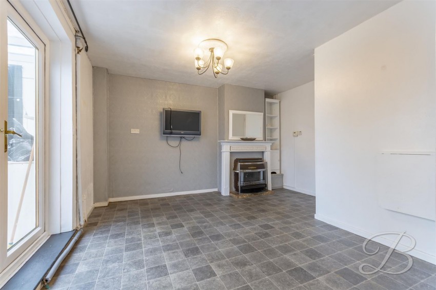Images for Kingsway Avenue, New Ollerton, Newark