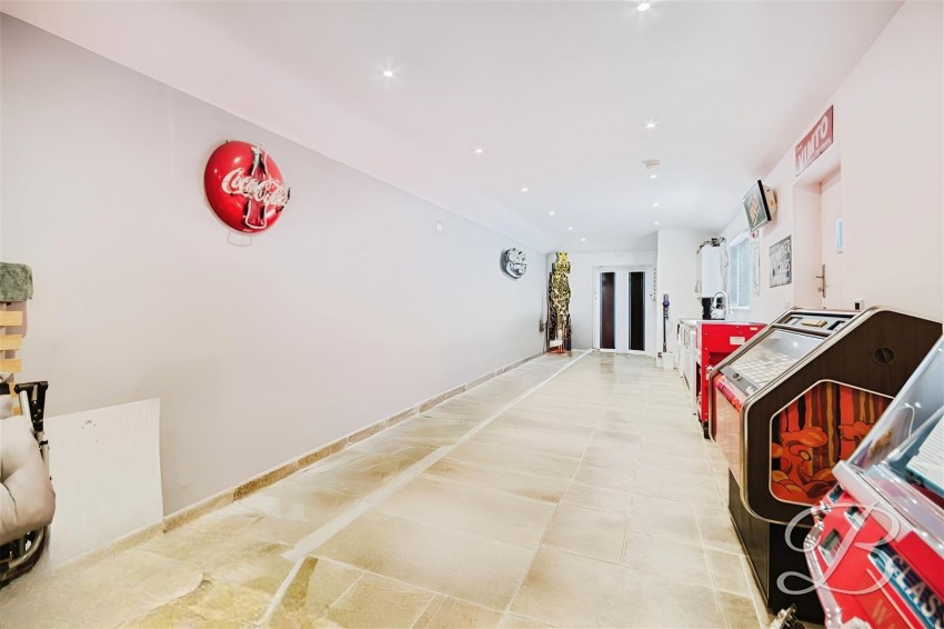Images for Worksop Road, Mastin Moor, Chesterfield