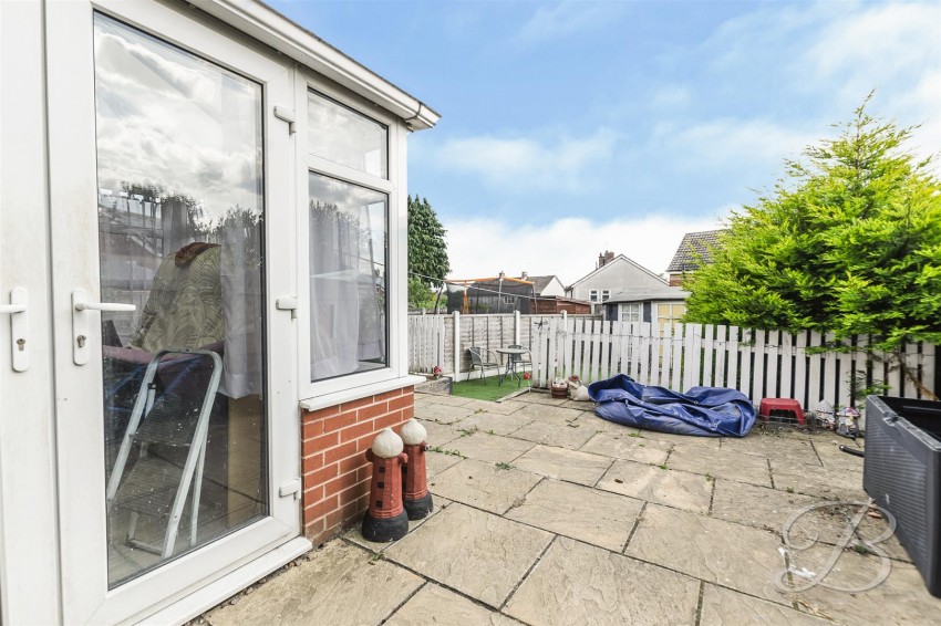 Images for Walnut Tree Crescent, Forest Town, Mansfield