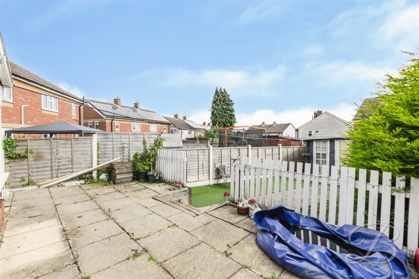 Images for Walnut Tree Crescent, Forest Town, Mansfield