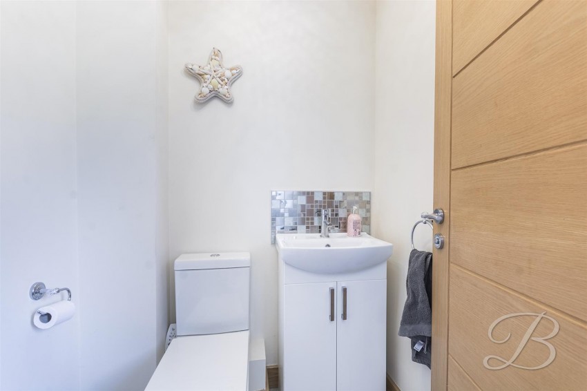 Images for Chestnut Close, Harlow Wood, Mansfield