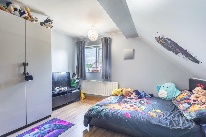 Images for Chestnut Close, Harlow Wood, Mansfield