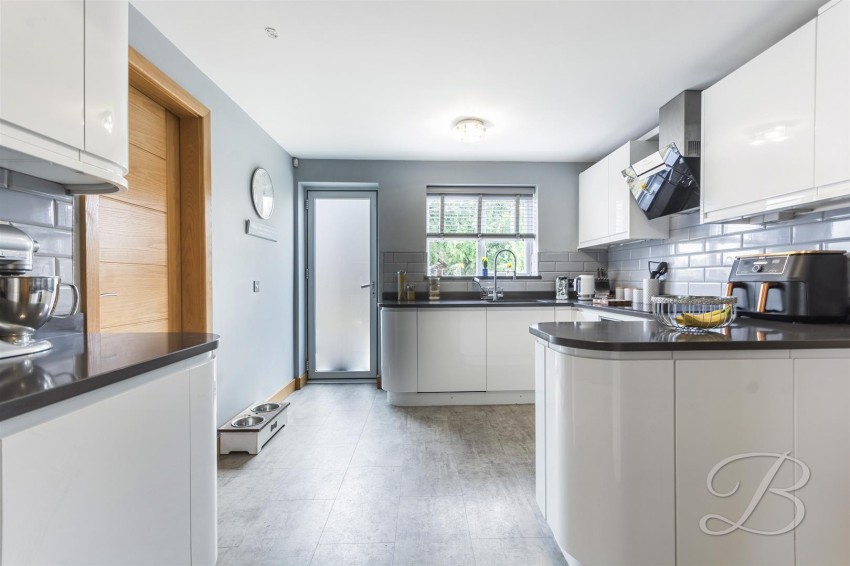 Images for Chestnut Close, Harlow Wood, Mansfield