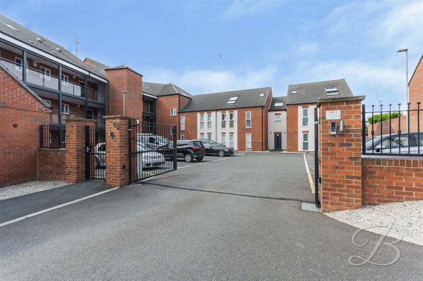 Images for Woodland Park View, Mansfield