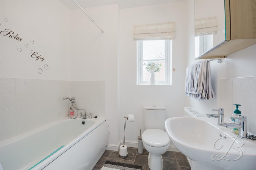 Images for Northcote Way, Doe Lea, Chesterfield