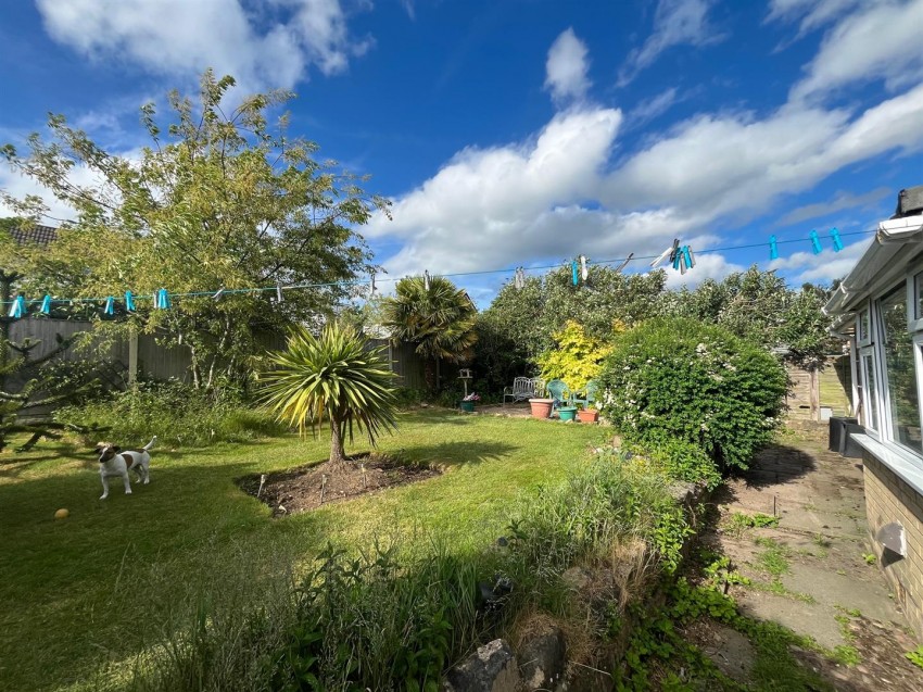 Images for Lintin Avenue, Edwinstowe, Mansfield
