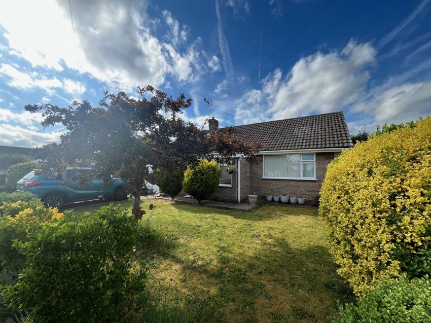 Images for Lintin Avenue, Edwinstowe, Mansfield