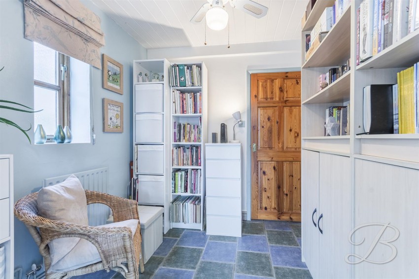 Images for Milton Drive, Ravenshead, Nottingham