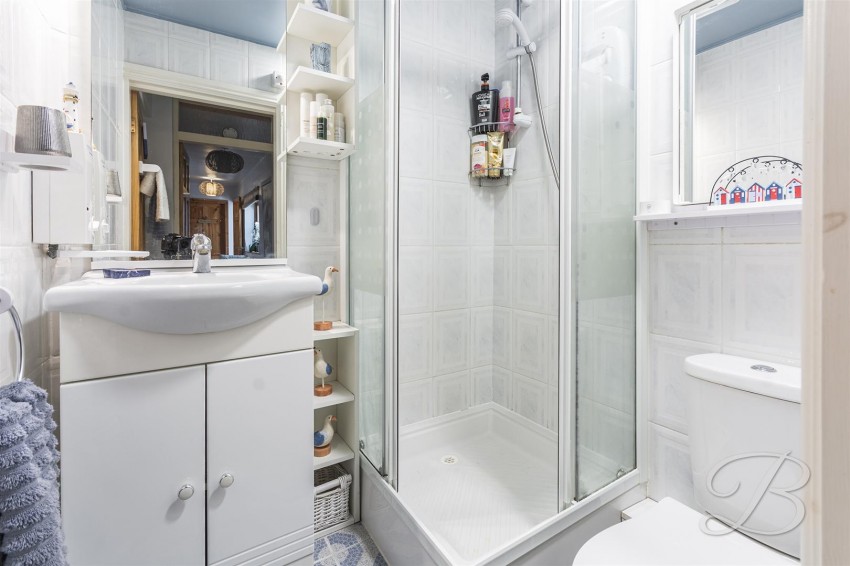 Images for Milton Drive, Ravenshead, Nottingham