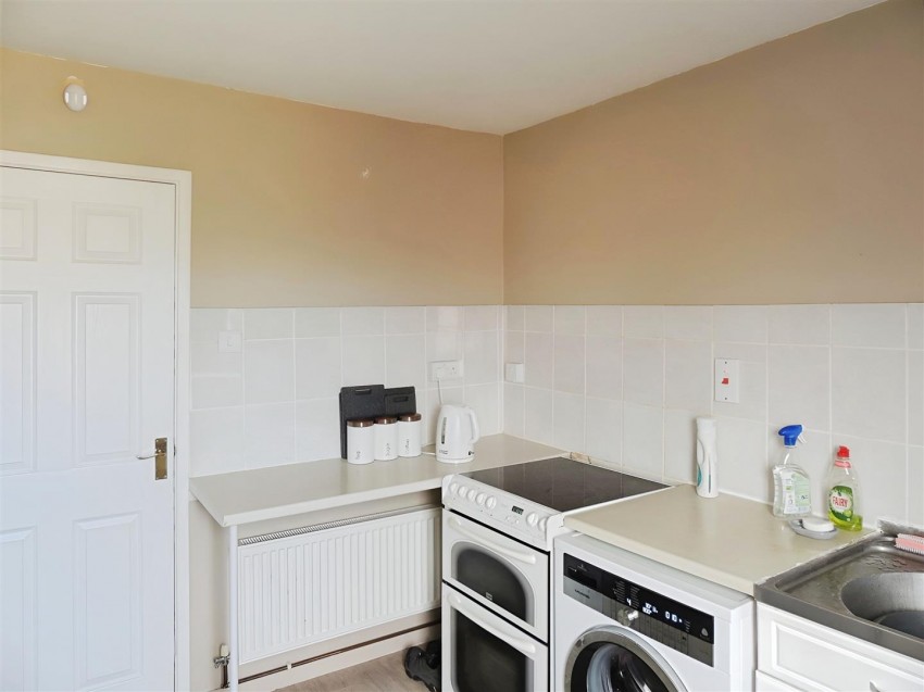 Images for Wallis Road, Mansfield
