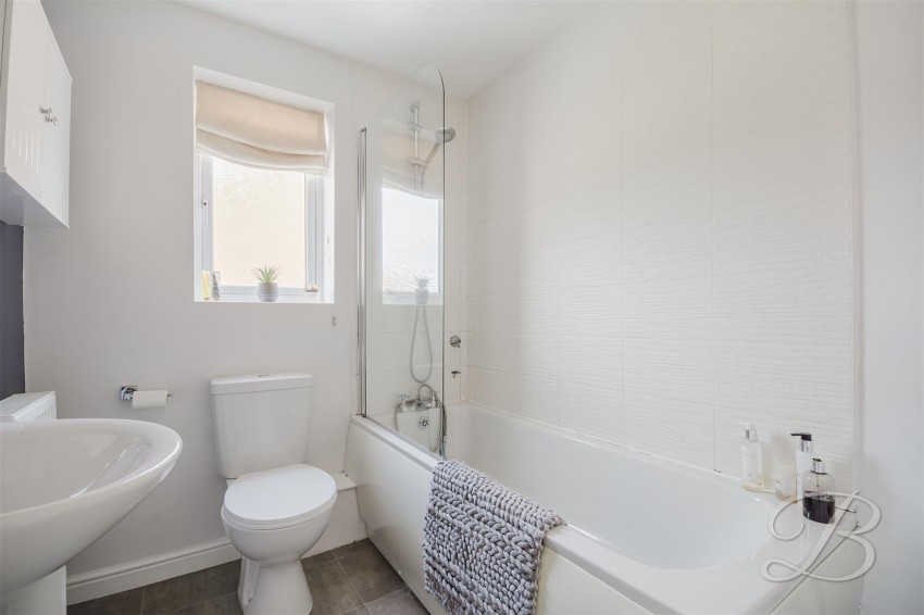 Images for Colliers Way, Holmewood, Chesterfield