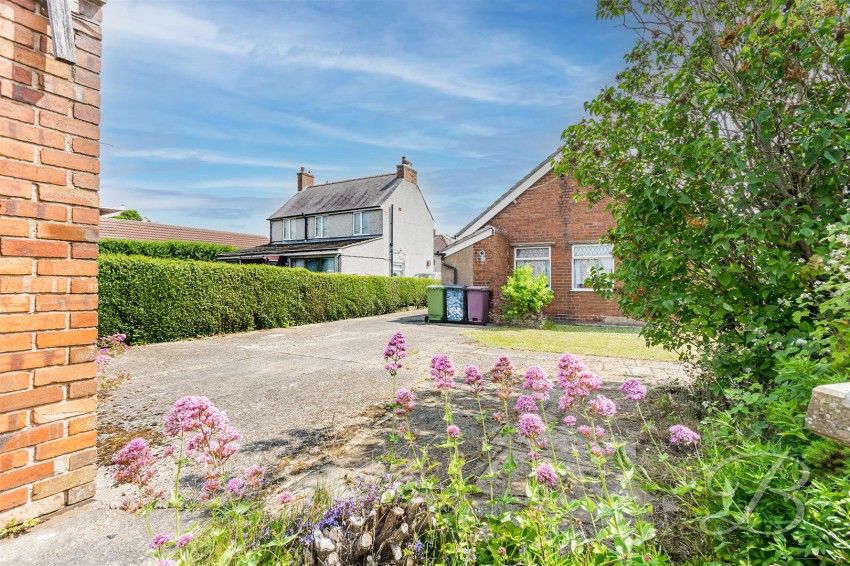 Images for Rowthorne Lane, Glapwell, Chesterfield