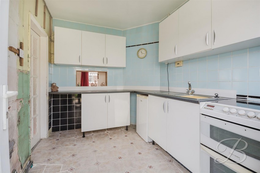Images for Rowthorne Lane, Glapwell, Chesterfield