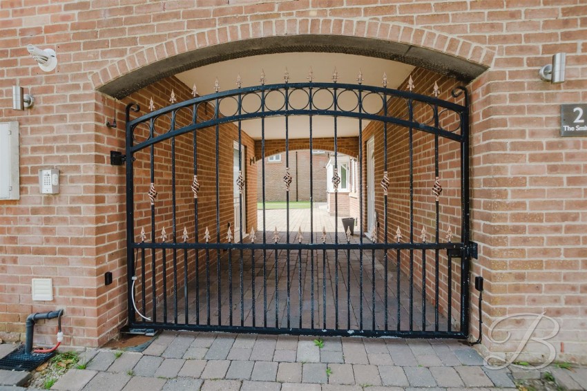 Images for Castle View, Palterton, Chesterfield