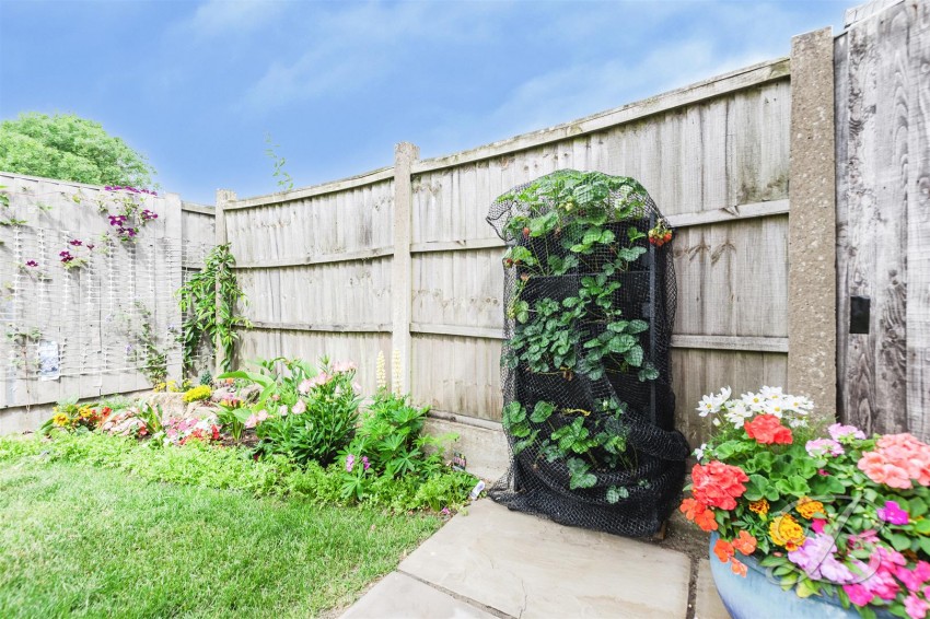 Images for Cedar Close, Glapwell, Chesterfield